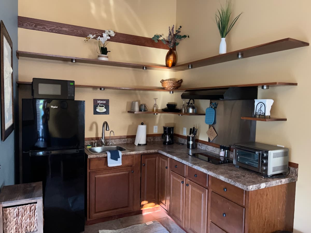 Guest Suite in Kailua Kona - Photo 3