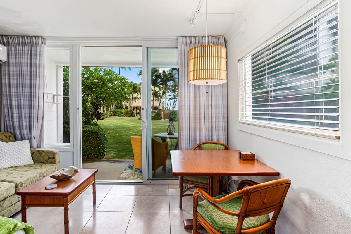 Condo in Kapaa · ★4.98 · 1 bedroom · 2 beds · 1 private bath - Photo 3