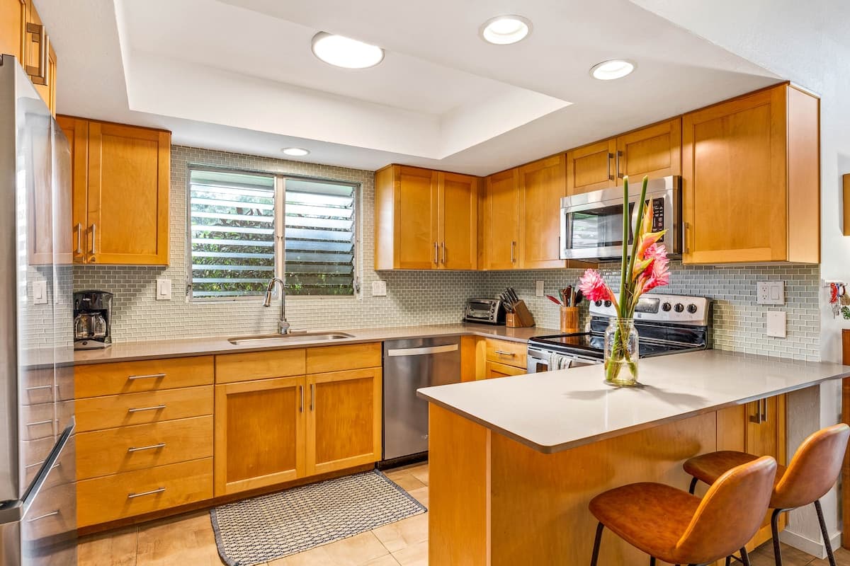 Condo in Princeville · ★4.98 · 2 bedrooms · 2 beds · 2 baths - Photo 5