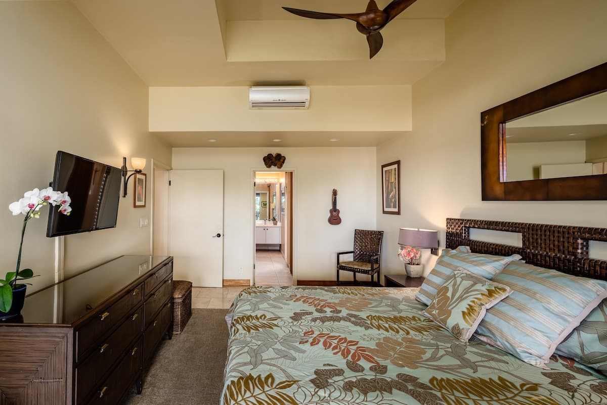 Condo in Kihei · ★5.0 · 1 bedroom · 2 beds · 2 baths - Photo 5
