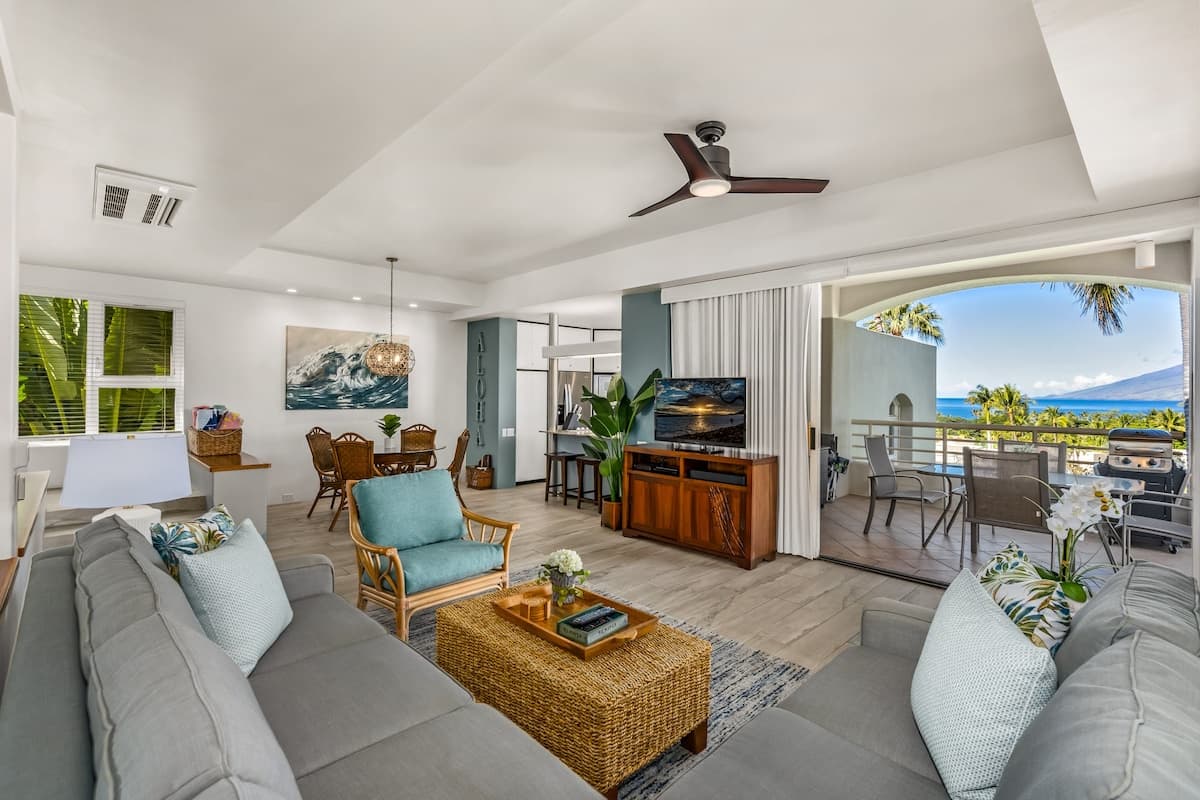 Condo in Wailea · ★4.88 · 1 bedroom · 2 beds · 2 baths - Photo 4