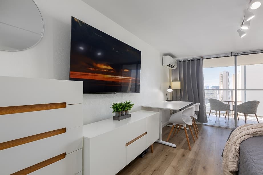 Condo in Honolulu · ★4.89 · 1 bedroom · 1 bed · 1 private bath - Photo 1
