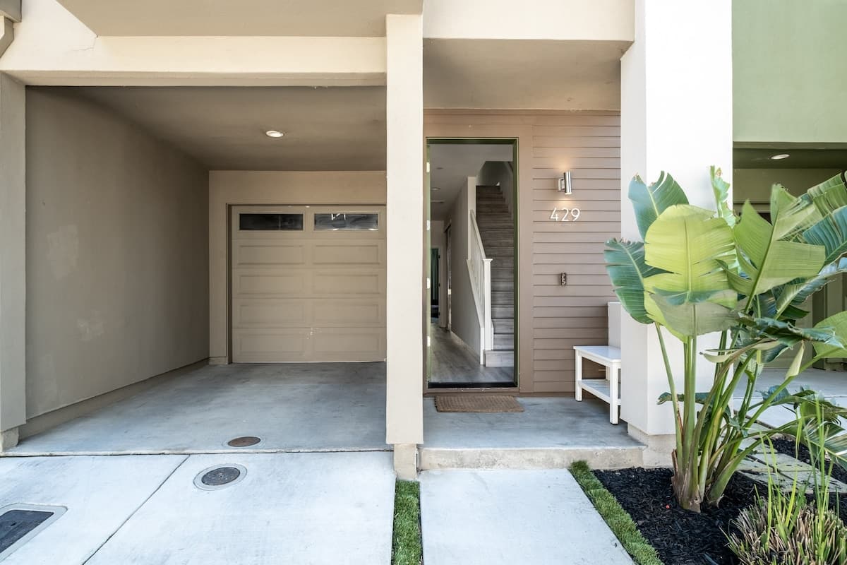 Private Suite + EV Charging Near Downtown - Photo 3