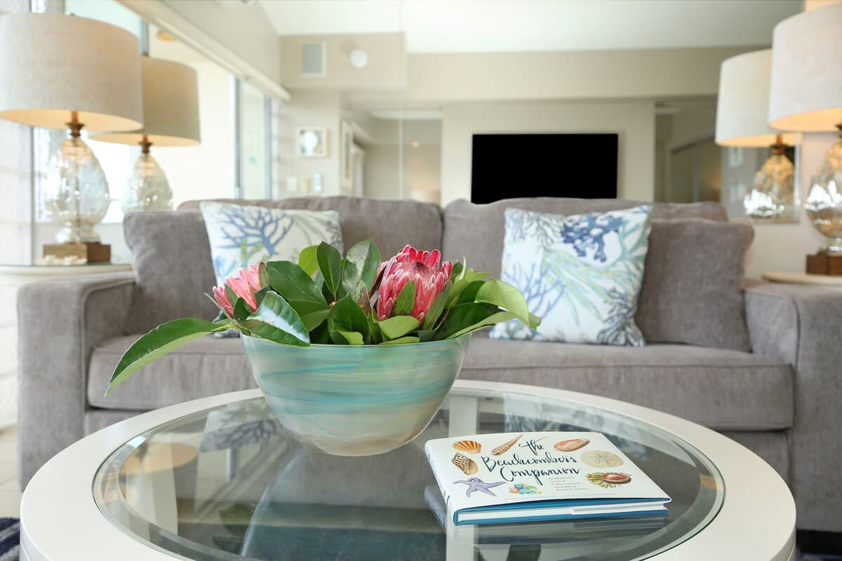 Condo in Honolulu · ★4.68 · 1 bedroom · 2 beds · 1 private bath - Photo 4