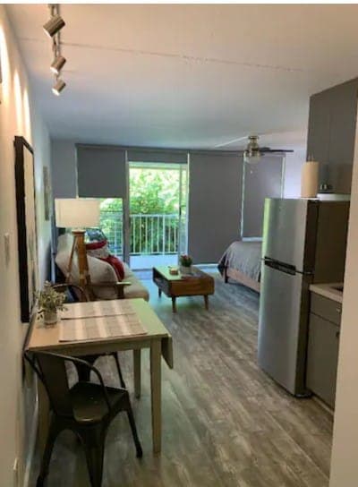 Condo in Kihei · ★4.9 · Studio · 2 beds · 1 private bath - Photo 4