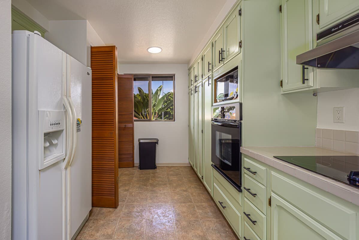 Condo in Kailua-Kona · ★4.87 · 3 bedrooms · 4 beds · 3 private baths - Photo 5