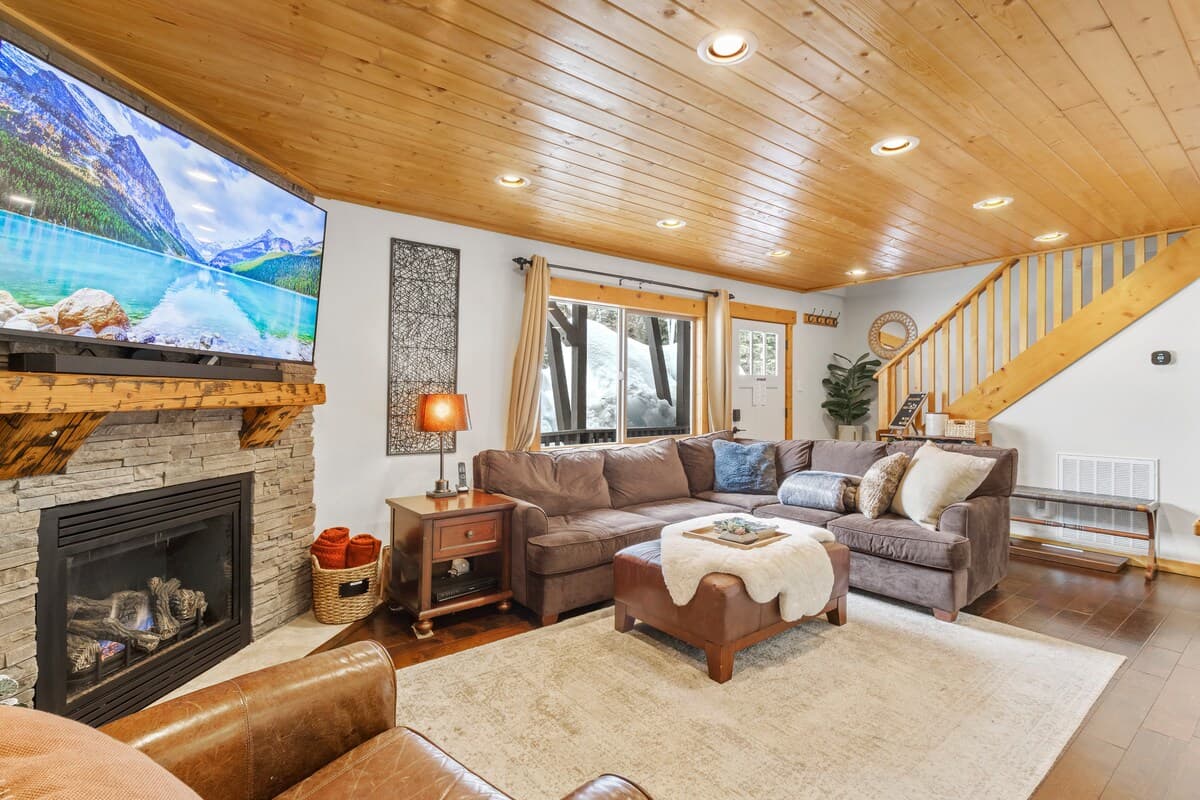 Forest Retreat Near Skiing & Lake Tahoe - Photo 5