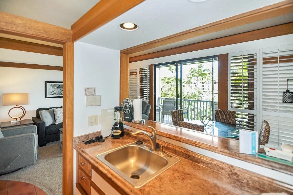 Condo in Koloa · ★4.87 · 1 bedroom · 1 bed · 1 shared bath - Photo 5