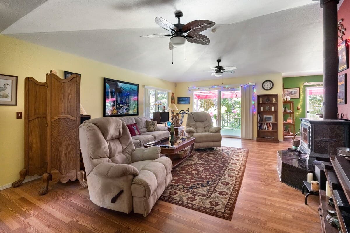 Home in Hawaii · ★4.98 · 1 bedroom · 1 bed · 1.5 private baths - Photo 2