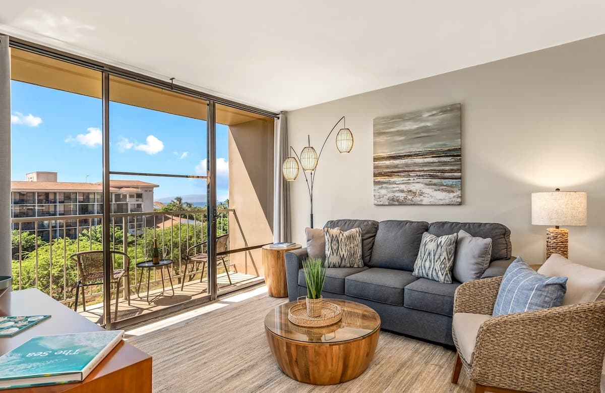 Condo in Kihei · ★4.92 · 2 bedrooms · 2 beds · 2 baths - Photo 2