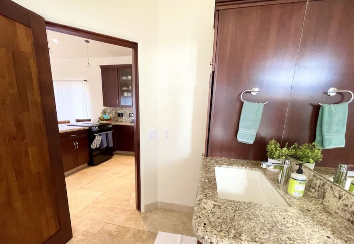 Guesthouse in Kihei · ★5.0 · 1 bedroom · 1 bed · 1 bath - Photo 5