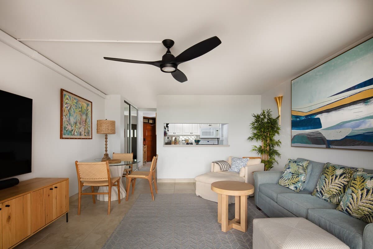 Condo in Kihei · ★4.99 · 1 bedroom · 2 beds · 1 bath - Photo 4