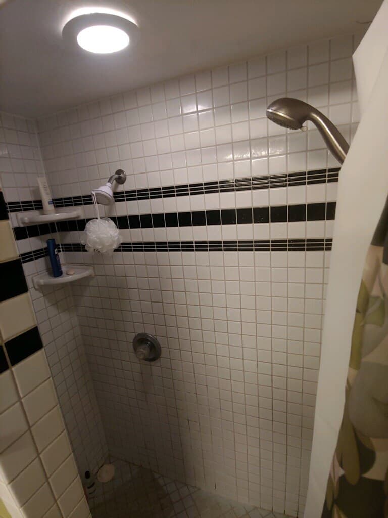 Condo in Kihei · ★4.71 · 1 bedroom · 2 beds · 1 private bath - Photo 4