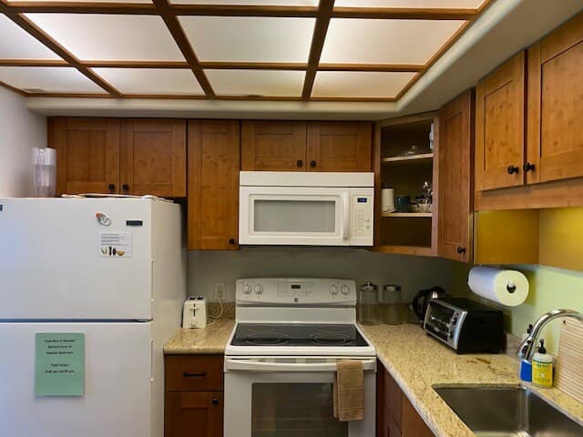 Condo in Kihei · ★4.71 · 1 bedroom · 2 beds · 1 private bath - Photo 1