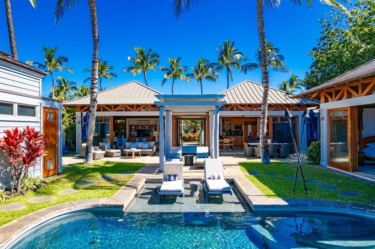 Villa in Waimea · ★4.83 · 3 bedrooms · 4 beds · 3.5 baths - Photo 1