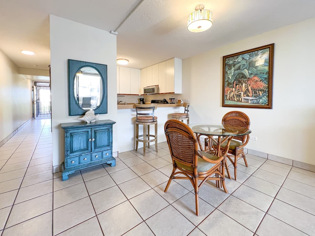 Condo in Kihei · ★4.84 · 1 bedroom · 3 beds · 2 baths - Photo 4