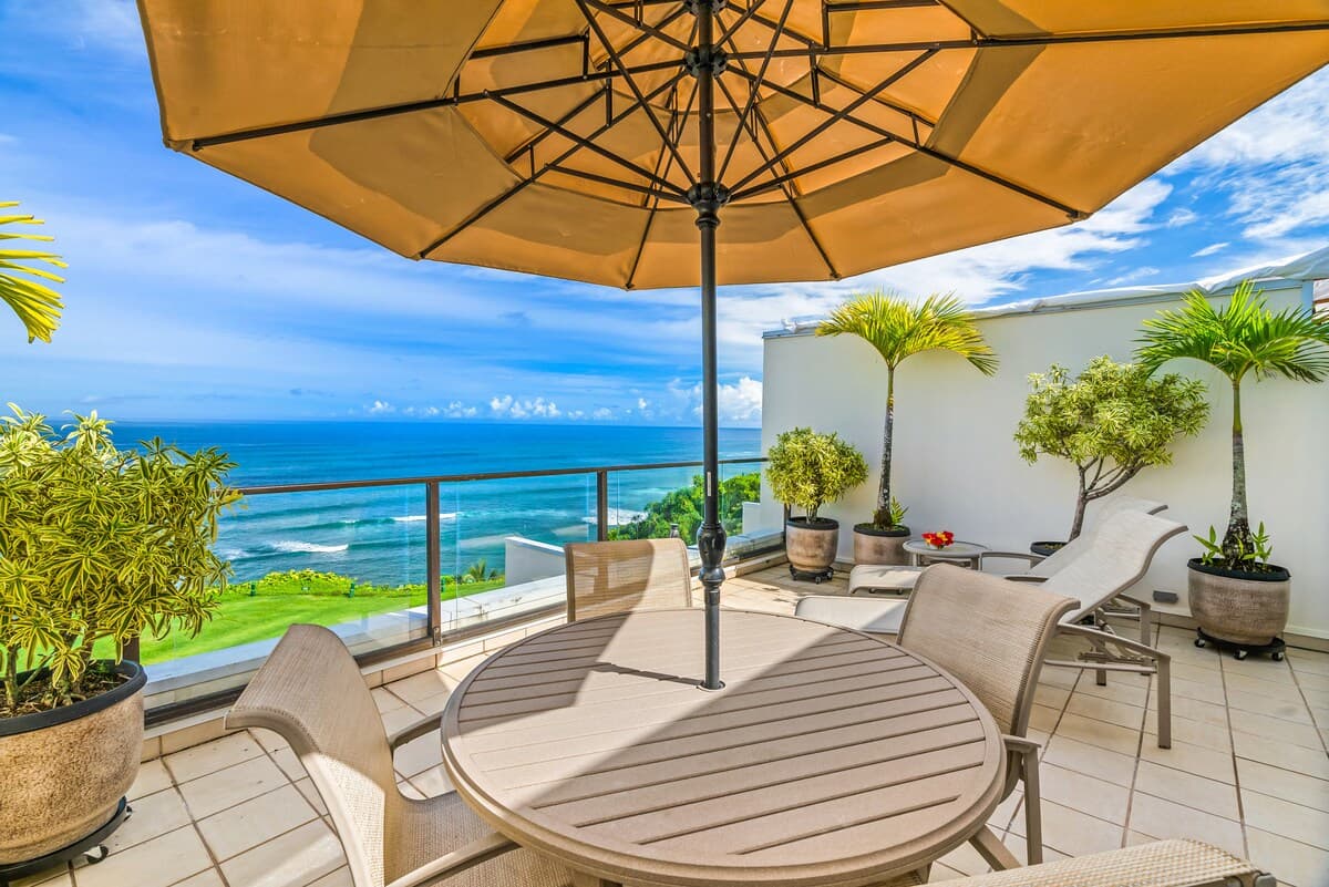 Villa in Princeville · ★5.0 · 2 bedrooms · 2 beds · 2 baths - Photo 3