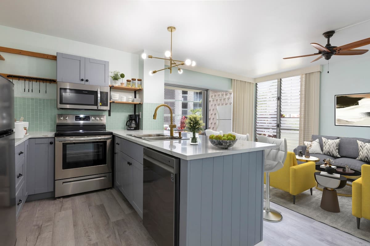 Condo in Kailua-Kona · ★4.78 · 1 bedroom · 2 beds · 1 private bath - Photo 2