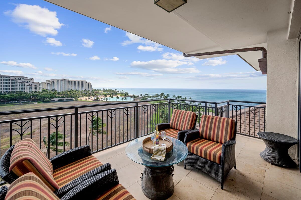 Condo in Kapolei · ★4.98 · 3 bedrooms · 4 beds · 3 private baths - Photo 1