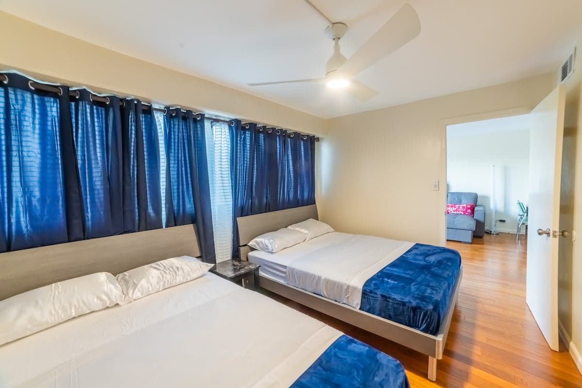 2BR Modern Condo - Heart of Waikiki - Photo 5