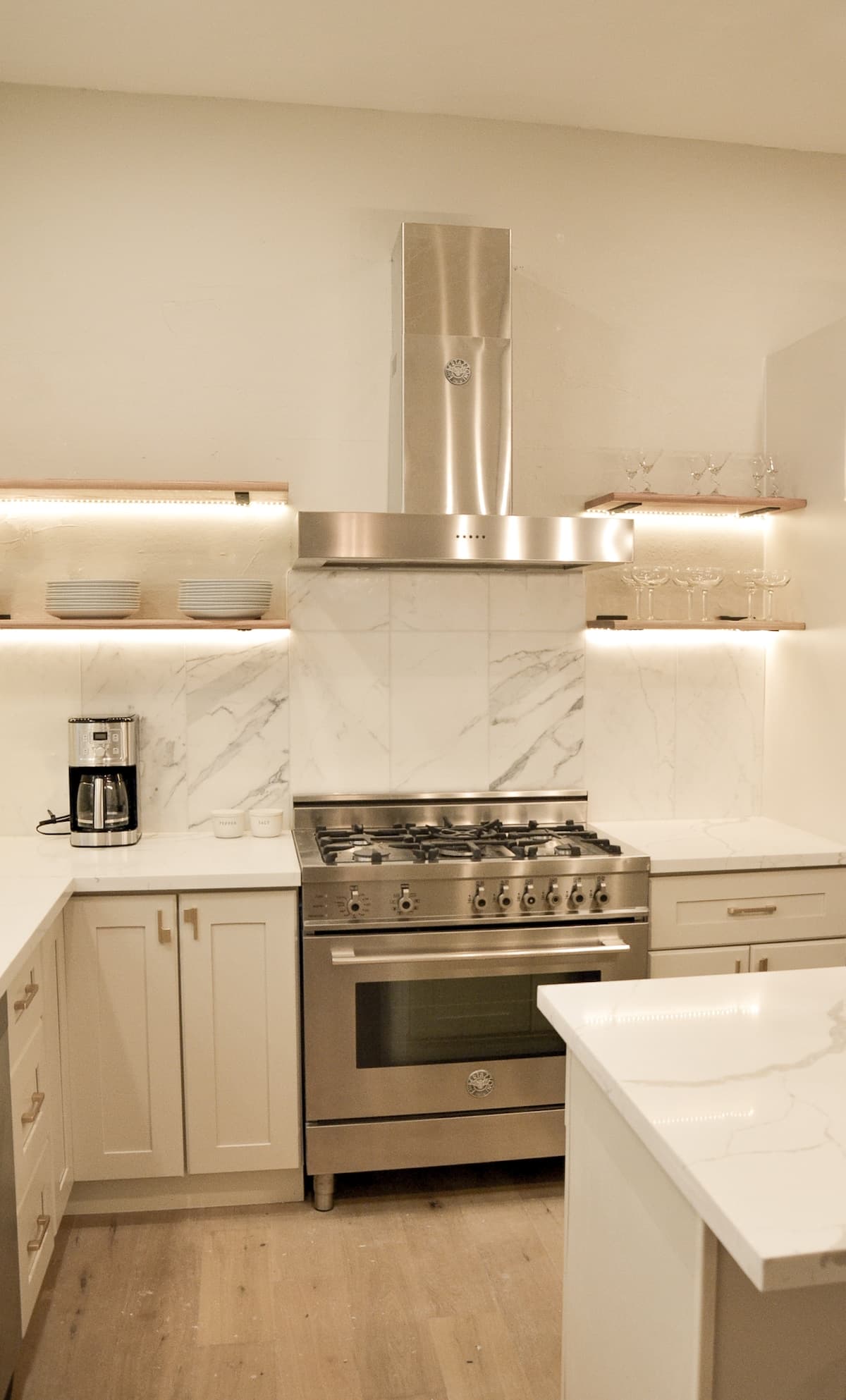 10BR Duboce District Home, Fully Remodeled 2023 - Photo 5