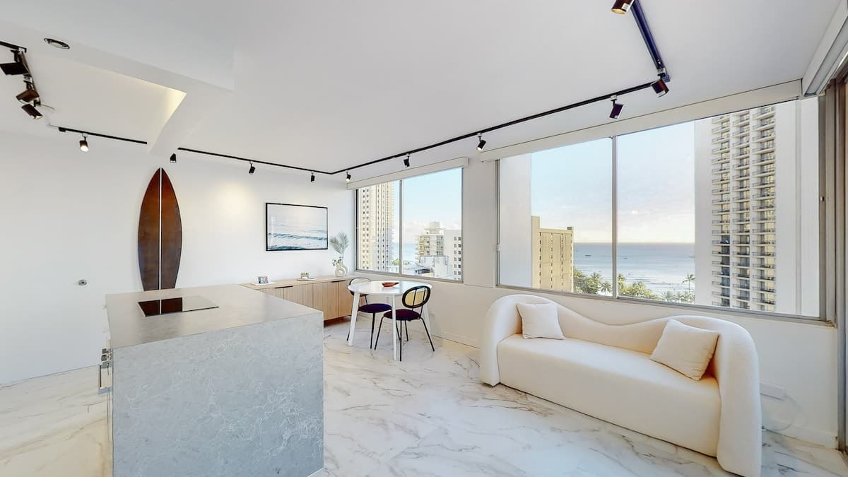 Hotel in Honolulu · ★4.81 · 1 bedroom · 1 bed · 1 private bath - Photo 2