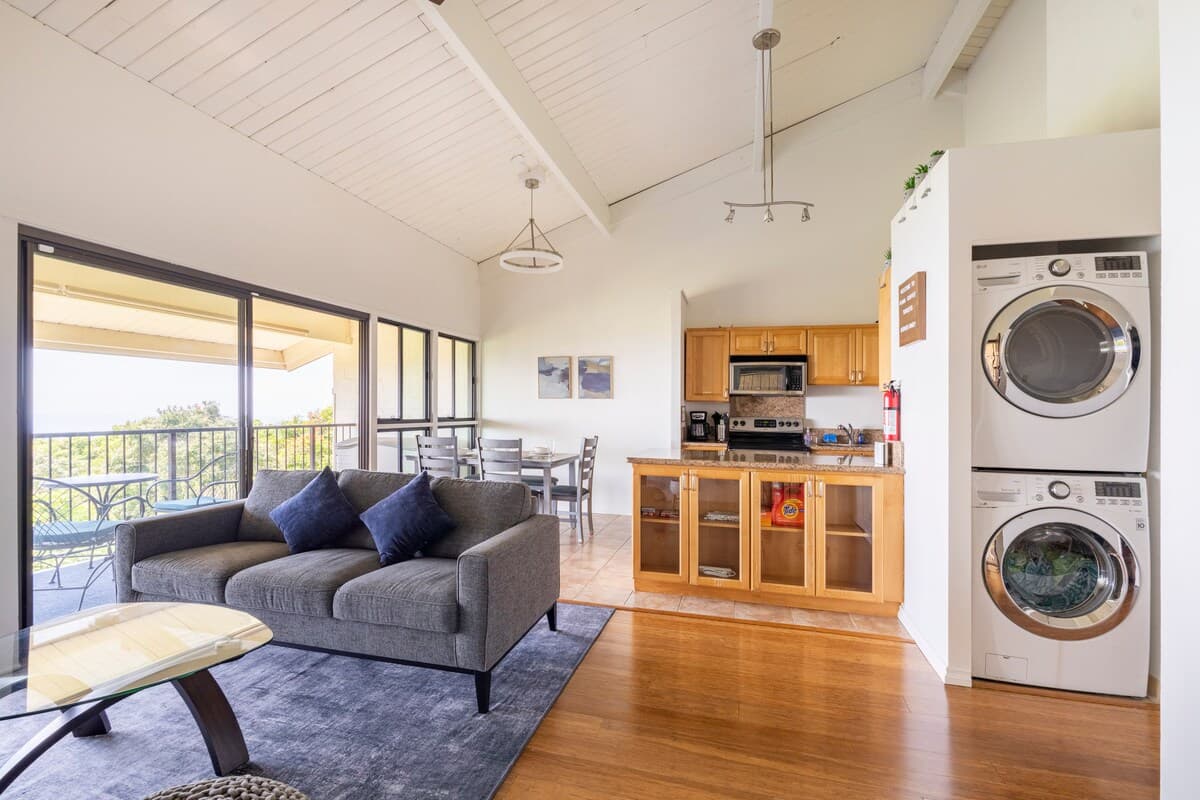 Condo in Holualoa · ★4.78 · 2 bedrooms · 3 beds · 2 baths - Photo 4