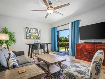 Royal Sea Cliff Unit #306 Garden View 2BD/2BA - Photo 2