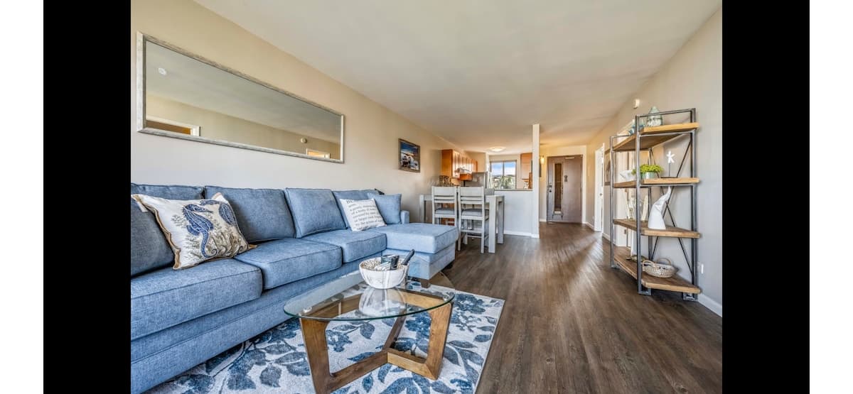 Condo in Lahaina · ★4.61 · 2 bedrooms · 3 beds · 2 baths - Photo 3