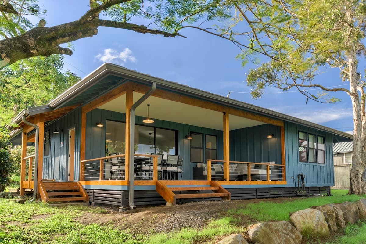 Home in Haiku-Pauwela · ★4.97 · 2 bedrooms · 2 beds · 1 bath - Photo 1