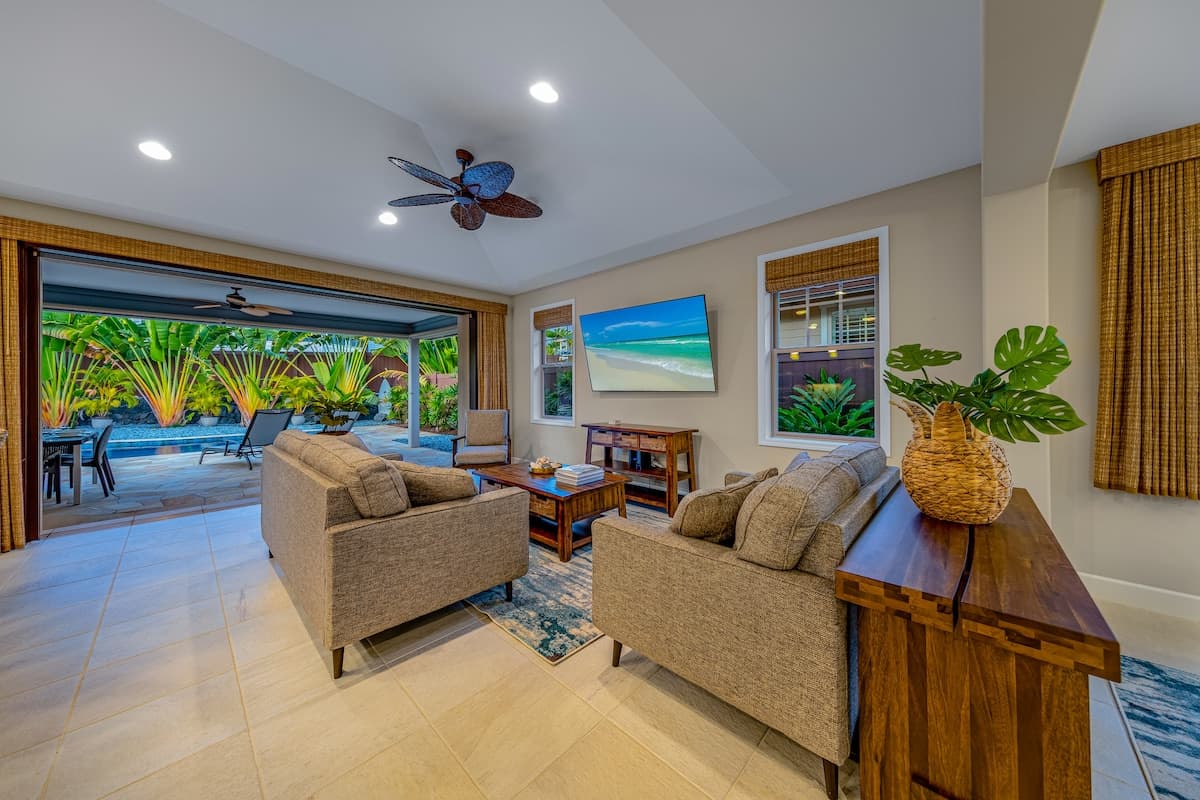 Home in Kailua-Kona · ★5.0 · 3 bedrooms · 3 beds · 2.5 baths - Photo 1