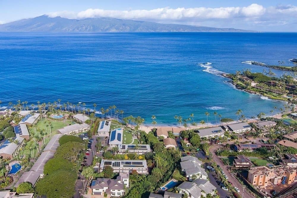 Spacious Studio on Napili Bay Beach w/FREE Parking - Photo 1