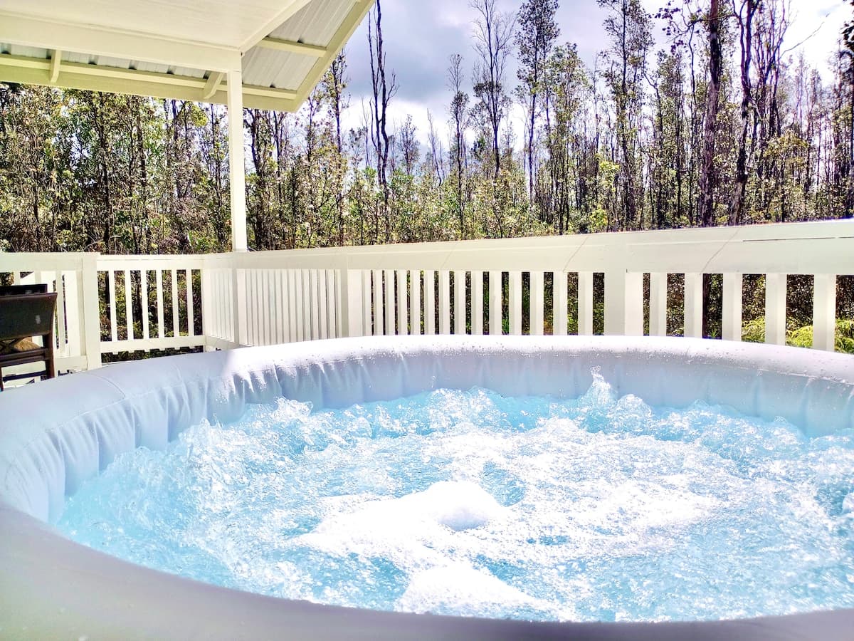 Home in Keaau · ★4.95 · 1 bedroom · 1 bed · 1 shared bath - Photo 3