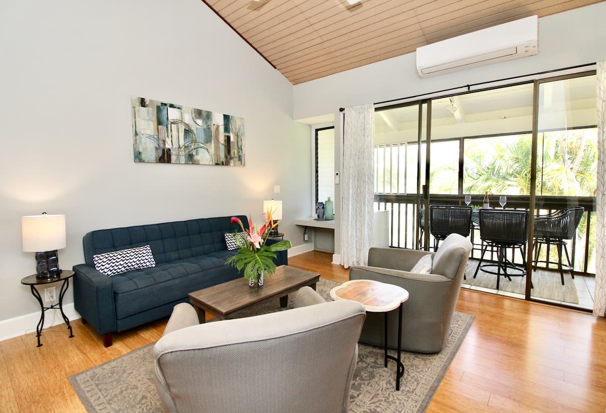 Spacious Condo Paradise - AC, WIFI, New Bathroom ! - Photo 5