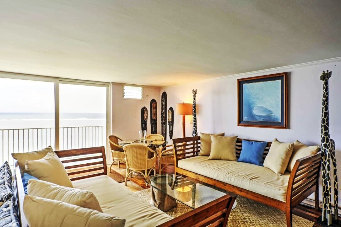 Beautiful Beachfront Family Condo for 4-8 guests - Photo 5