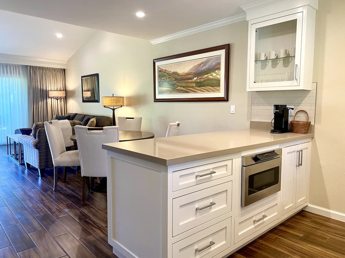 Silverado Condo with Golf Views & Fireplace - Photo 2