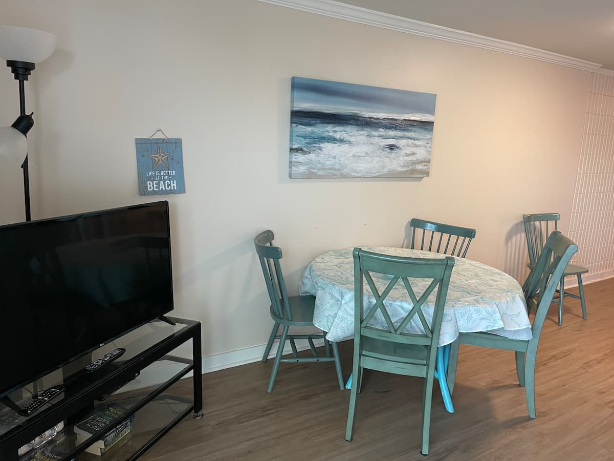 Amazing Beachfront Family Condo - Photo 5