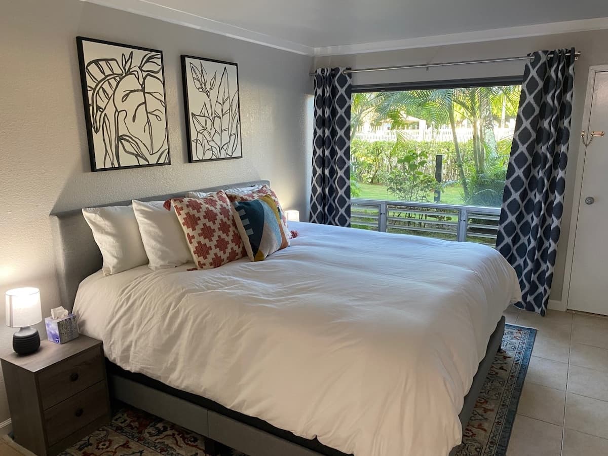 Newly Renovated Condo with Pool! - Photo 1