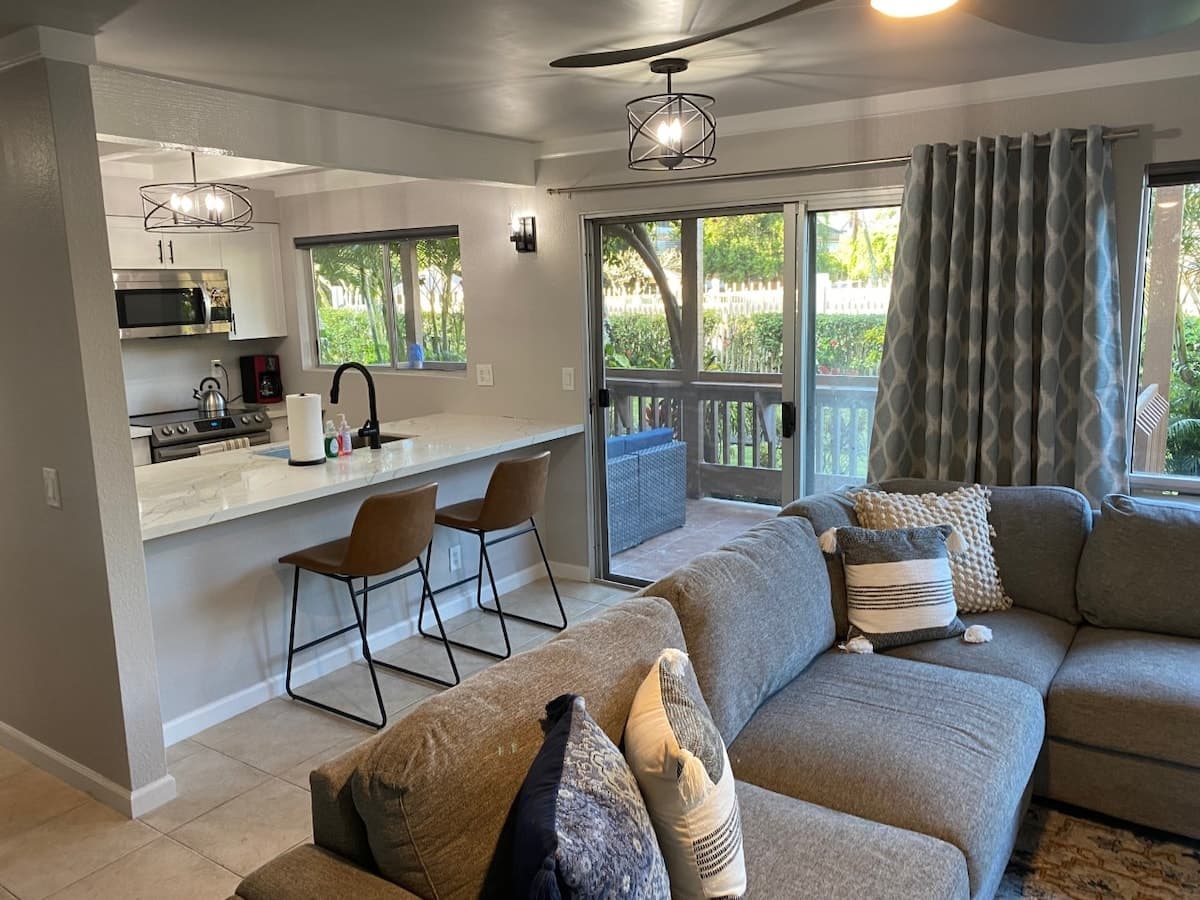 Newly Renovated Condo with Pool! - Photo 2