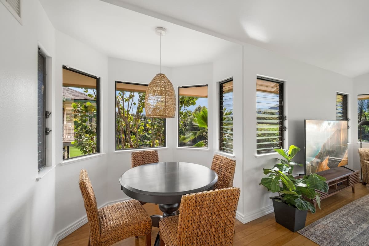 Home in Princeville · ★4.94 · 3 bedrooms · 3 beds · 2.5 baths - Photo 4