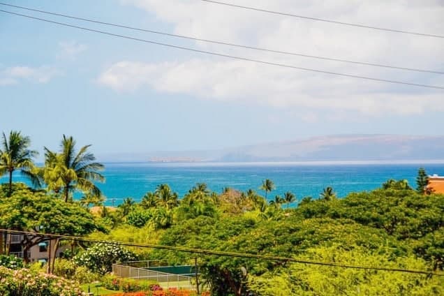 Condo in Kihei · ★4.75 · 2 bedrooms · 2 beds · 1 bath - Photo 1