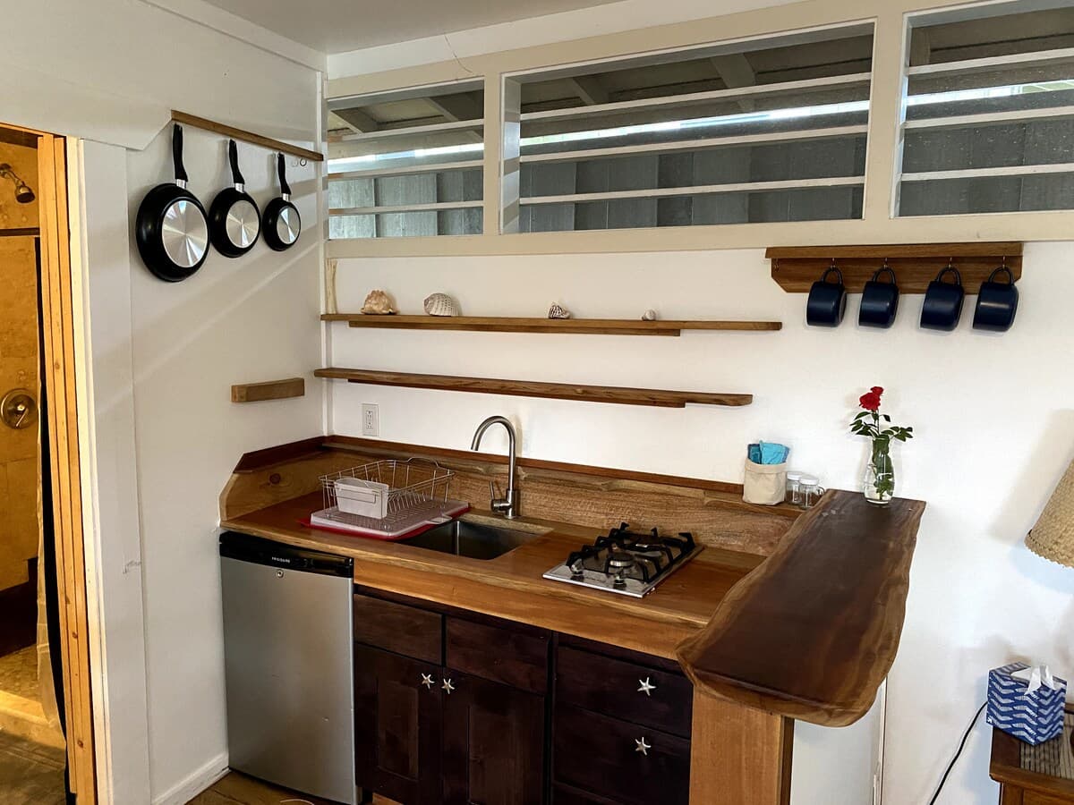 Hilo Town Hideaway - Photo 2