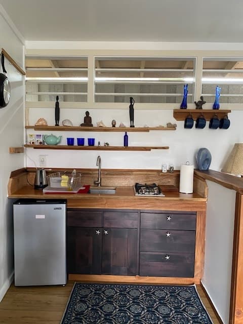 Hilo Town Hideaway - Photo 4