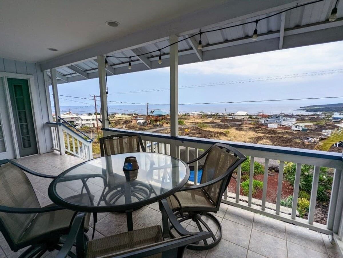 Home in Captain Cook · ★4.73 · 2 bedrooms · 2 beds · 2 private baths - Photo 3