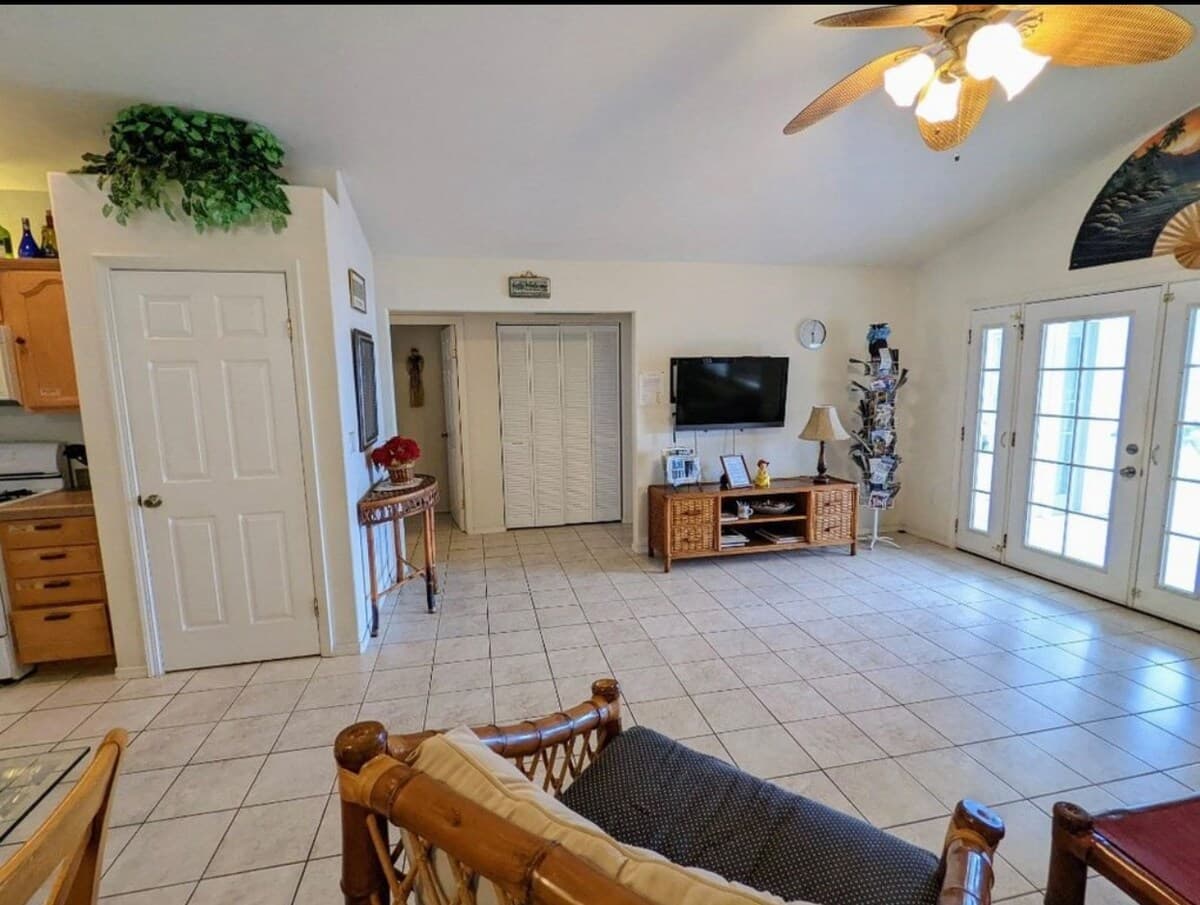 Home in Captain Cook · ★4.73 · 2 bedrooms · 2 beds · 2 private baths - Photo 4