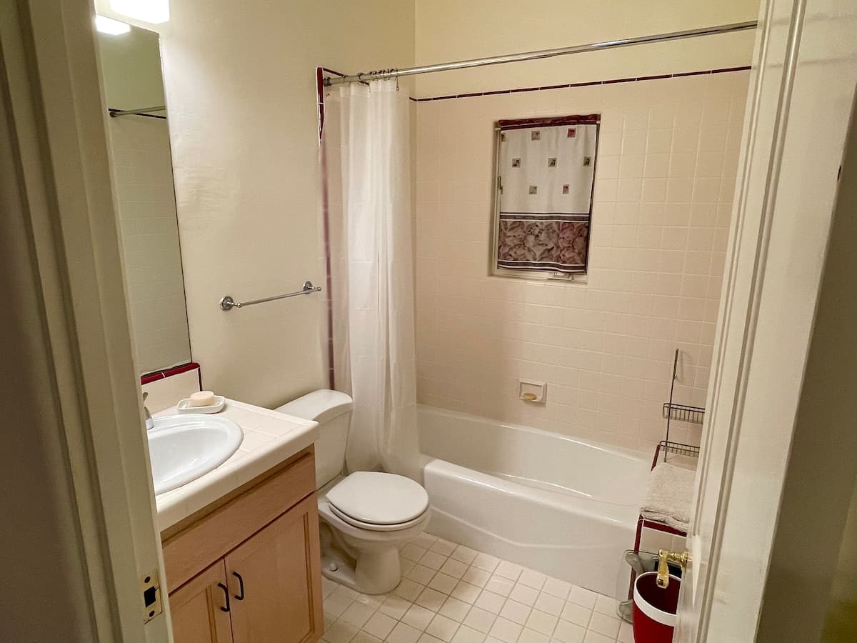 In-law Apartment in Berkeley, CA - Photo 5