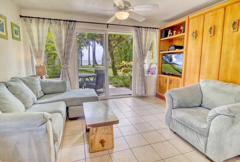 Condo in Kapaa · ★4.9 · 2 bedrooms · 4 beds · 1.5 private baths - Photo 3