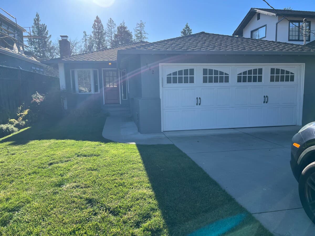 High-End Atherton Home with Fireplace & Yard - Photo 4