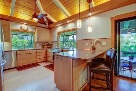 Executive Family 4BR Home w/ AC, Spa and Bikes - Photo 2
