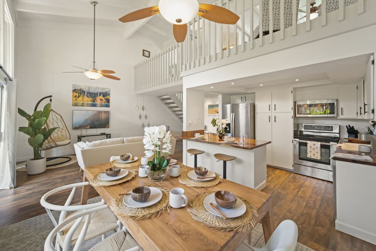Townhouse in Princeville · ★4.98 · 2 bedrooms · 2 beds · 2 baths - Photo 1